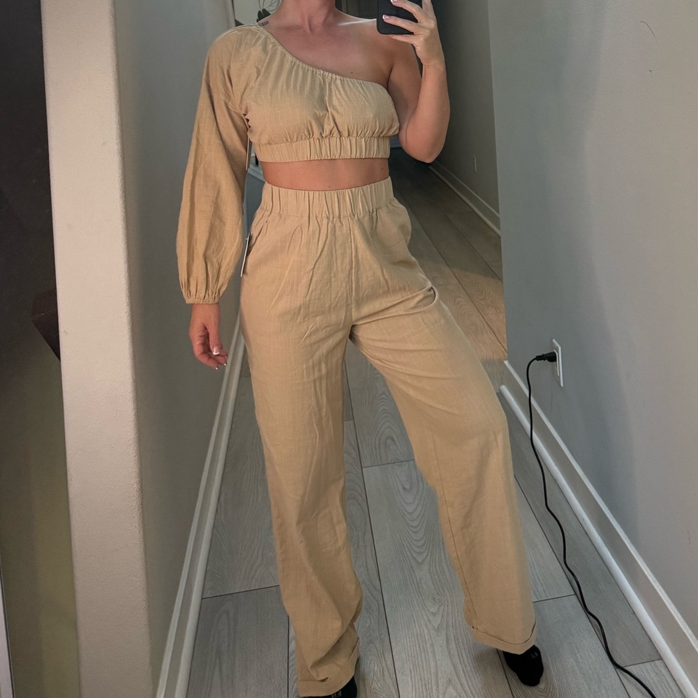 JLUXLABEL Tan Two-Piece Set